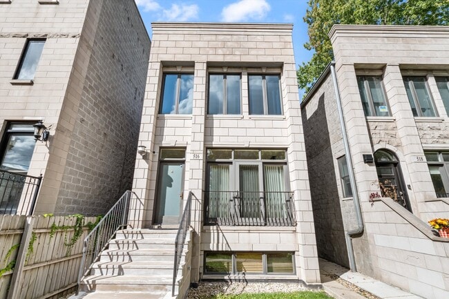 property at 516 N Claremont Ave