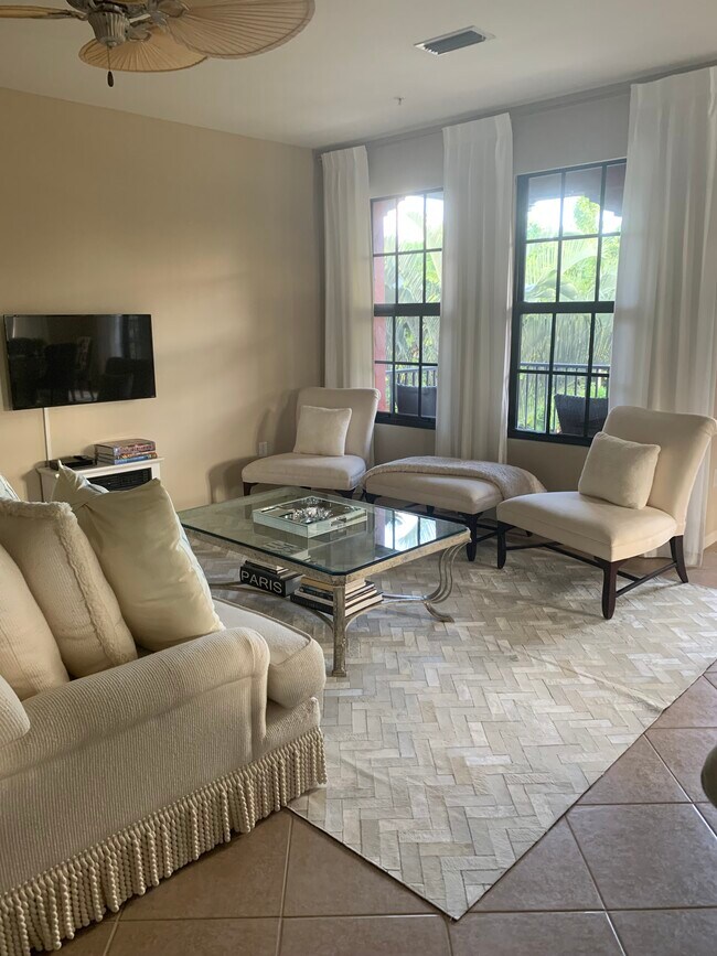 8997 Cambria Cir, Unit 2002 in Naples, FL - Building Photo - Building Photo