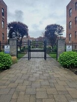 1 Jefferson Ave in Rockville Centre, NY - Building Photo