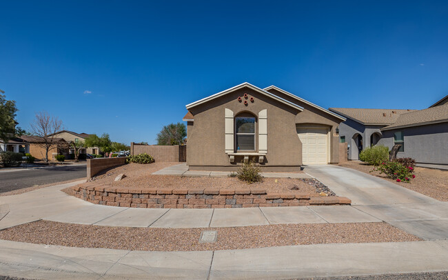 5283 E Desert Straw Ln in Tucson, AZ - Building Photo - Building Photo