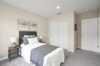 26583 Greta Ln in Hayward, CA - Building Photo - Building Photo