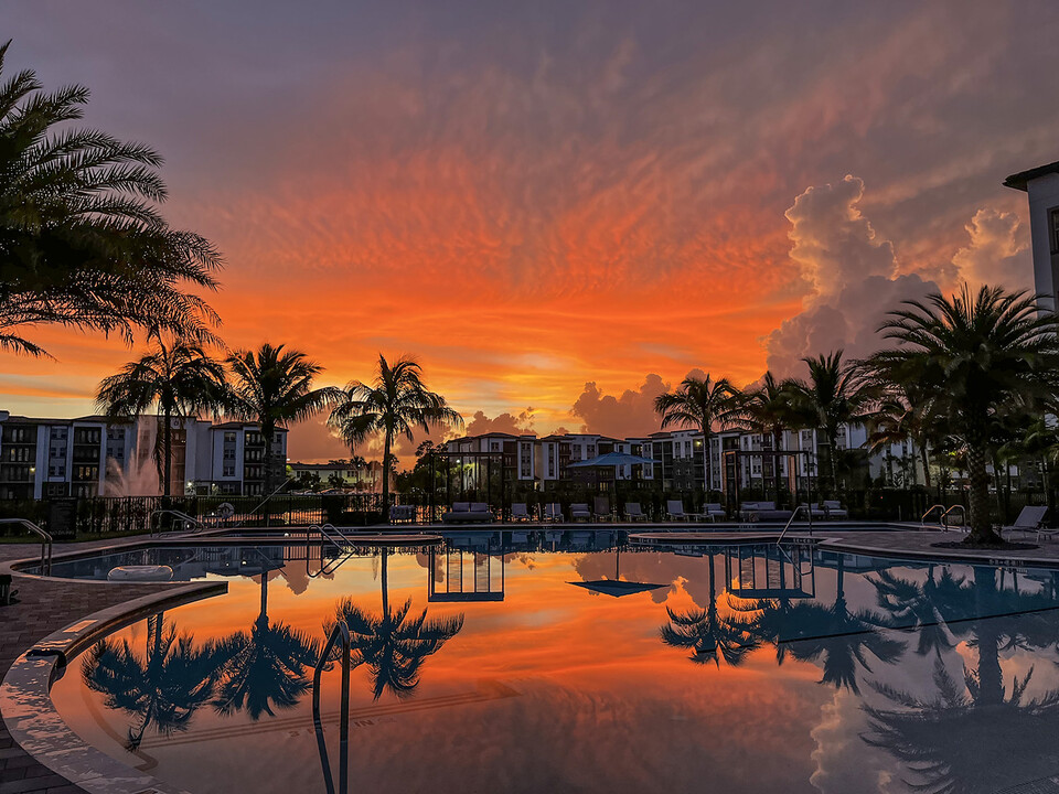 Legacy Gateway Apartments in Ft. Myers, FL - Building Photo