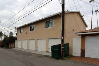 1906-1908 S Tremont St in Oceanside, CA - Building Photo - Building Photo