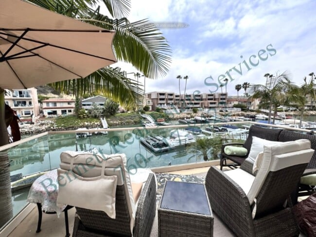 property at 4527 Cove Dr