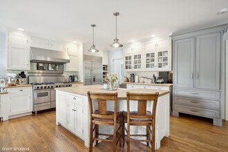 645 N Park Blvd in Glen Ellyn, IL - Building Photo - Building Photo