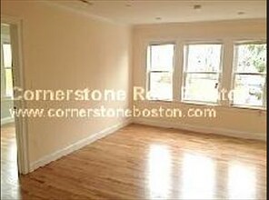 75 Beechcroft St in Boston, MA - Building Photo - Building Photo
