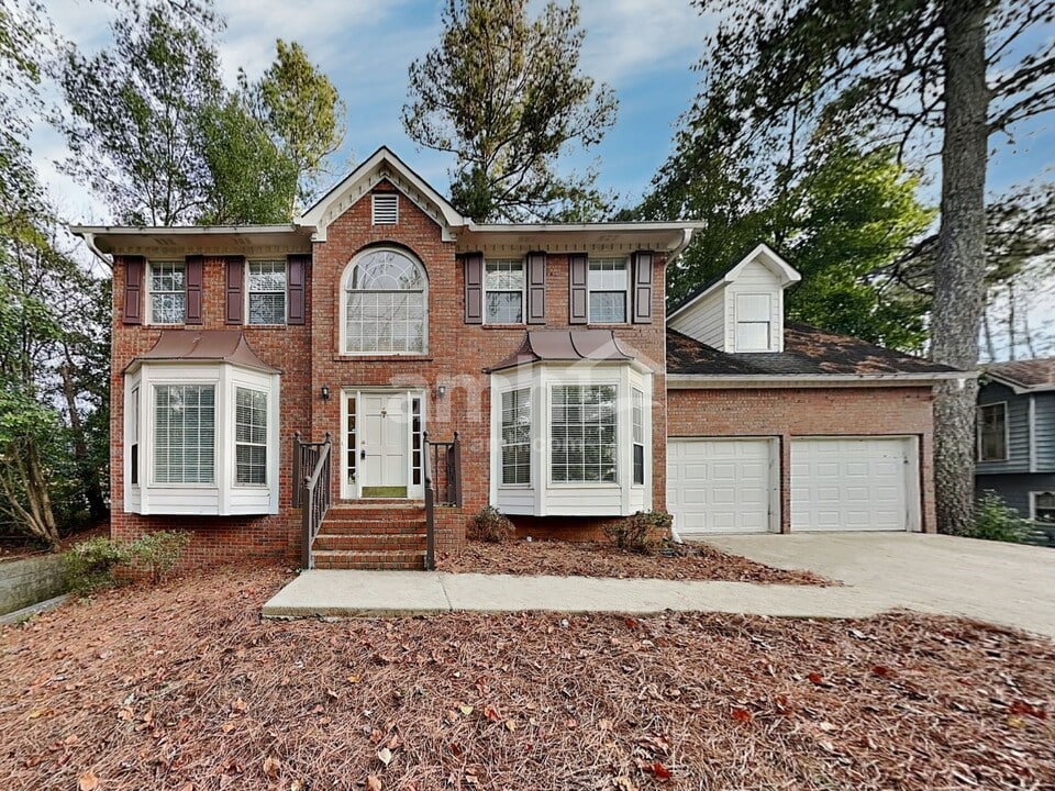 1613 Cumberland Club Rd SW in Marietta, GA - Building Photo