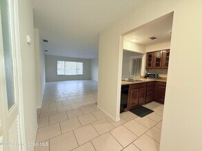 255 S Tropical Trail in Merritt Island, FL - Building Photo - Building Photo