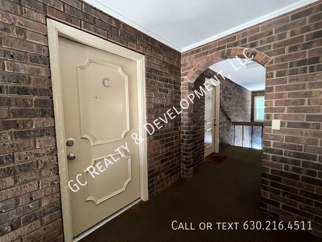 12 Simpson St in Geneva, IL - Building Photo - Building Photo