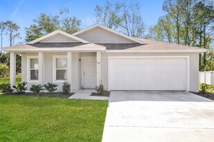 15 Princess Luise Ln in Palm Coast, FL - Building Photo