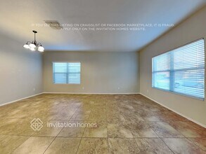 2437 W Spencer Run in Phoenix, AZ - Foto de edificio - Building Photo