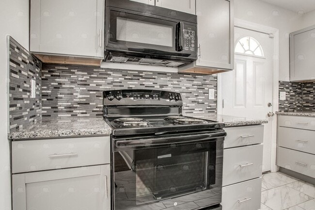 2510 E 59th St in Kansas City, MO - Building Photo - Building Photo