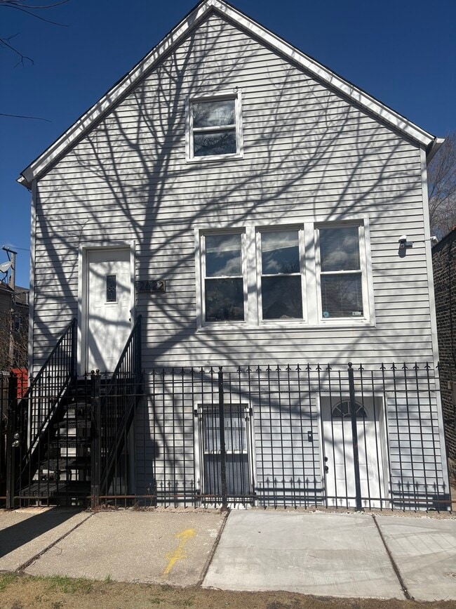 property at 2622 W Luther St