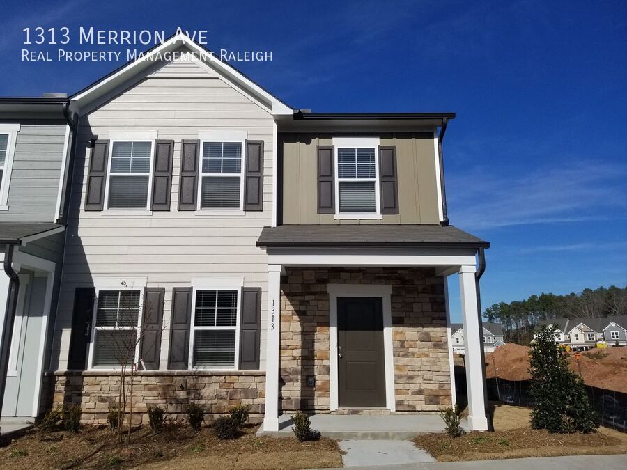 1313 Merrion Ave in Morrisville, NC - Building Photo