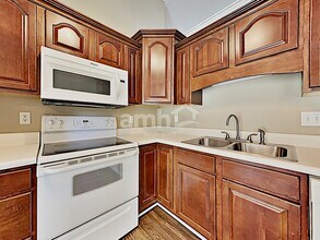 6625 Carina Ln in Corryton, TN - Foto de edificio - Building Photo