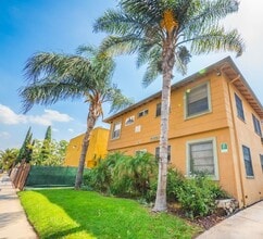 11320 Tiara St in North Hollywood, CA - Building Photo - Interior Photo
