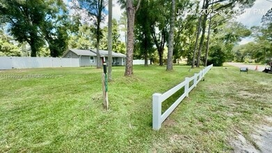 399 SW Broderick Dr in Lake City, FL - Building Photo - Building Photo