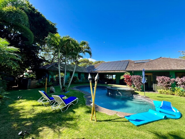 4800 Lower Honoapiilani Rd in Lahaina, HI - Building Photo - Building Photo