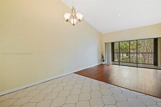 2347 SW 15th St in Deerfield Beach, FL - Building Photo - Building Photo