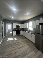 3289 W 58th St in Cleveland, OH - Building Photo - Building Photo