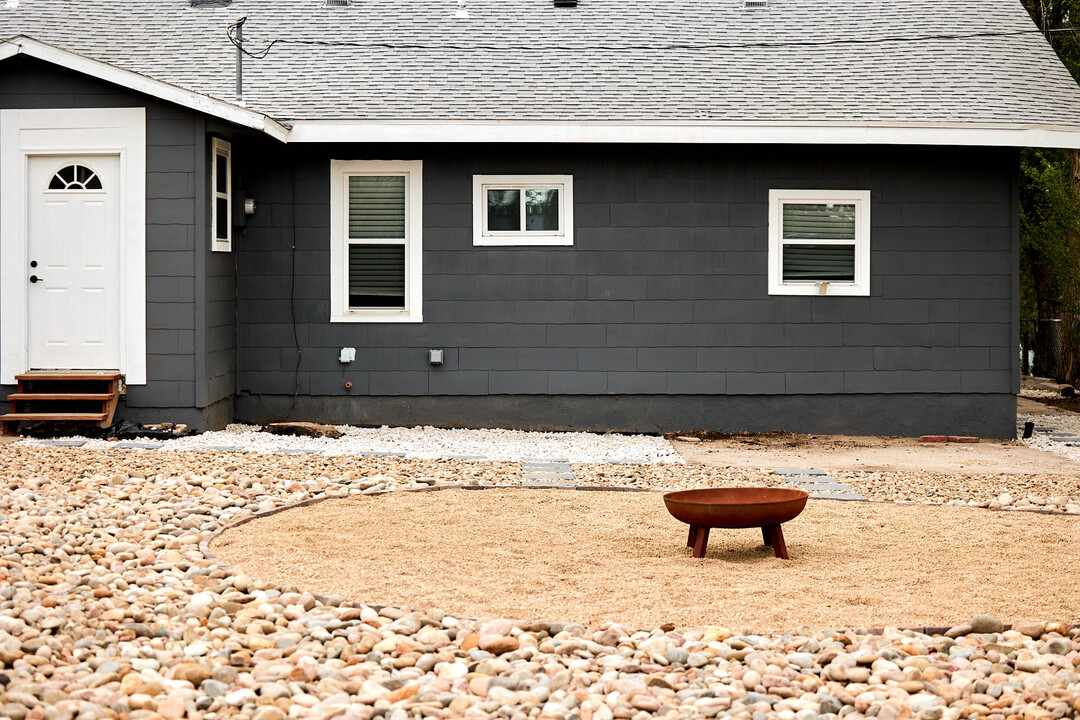 818 E Las Animas St in Colorado Springs, CO - Building Photo