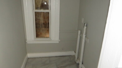 191 Ferry St in New Haven, CT - Building Photo - Building Photo