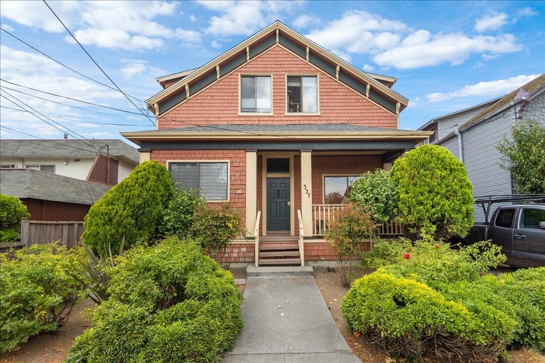 537 Central Ave in Alameda, CA - Building Photo