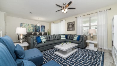 9088 Hazard St-Unit -ID1246805P in Houston, TX - Foto de edificio - Building Photo