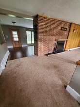 107 Davis Rd in Westport, MA - Building Photo - Building Photo