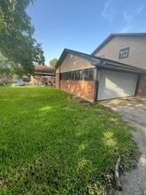 914 Johnson St in Port Allen, LA - Building Photo - Building Photo