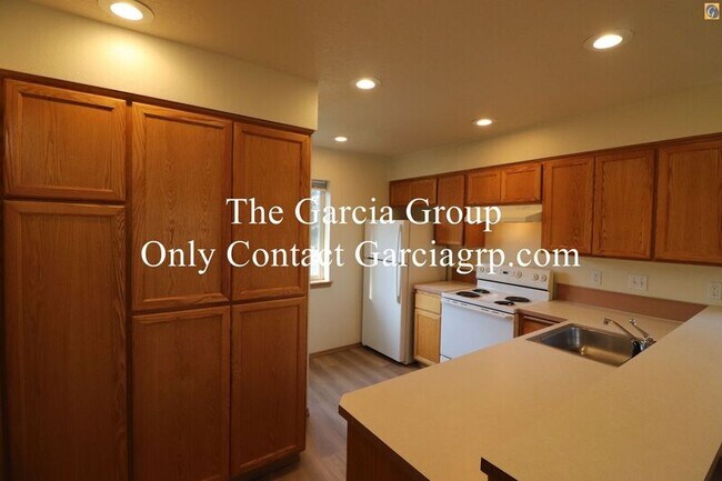 4861 SW 150th Pl in Beaverton, OR - Building Photo - Building Photo