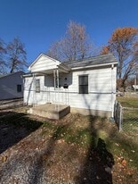 2256 Sweetser Ave in Evansville, IN - Building Photo
