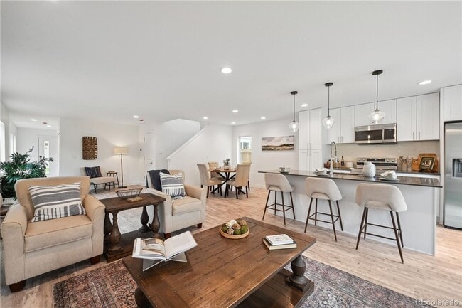 property at 5252 Columbine Ln