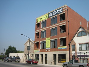 3110 W Belmont Ave in Chicago, IL - Building Photo - Building Photo