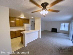 450 W Vermont Ave in Escondido, CA - Building Photo - Building Photo