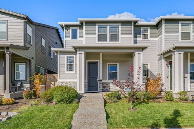 property at 8247 SE Kinnaman St