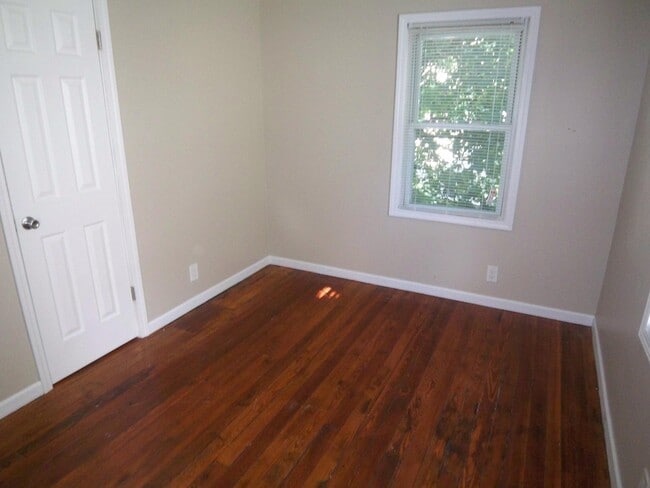 126 Barton St in Rochester, NY - Building Photo - Building Photo