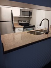 4932 W Gandy Blvd, Unit 4932 in Tampa, FL - Building Photo - Building Photo