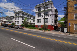 1309-1315 Clinton Avenue in Irvington, NJ - Building Photo - Building Photo