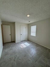 5937 Jackson Dr in Horn Lake, MS - Foto de edificio - Building Photo