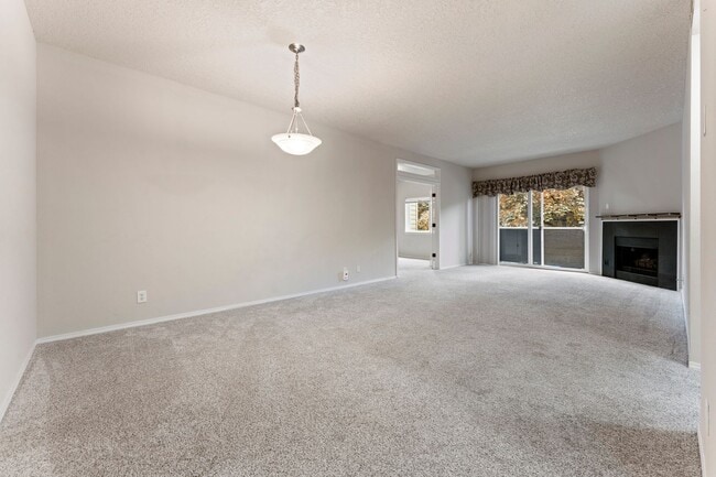 4320 S Corbett Ave in Portland, OR - Building Photo - Building Photo