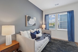 Hamlet Watkins Centre - Homes & Townhomes for Rent in Midlothian, VA - Building Photo - Building Photo