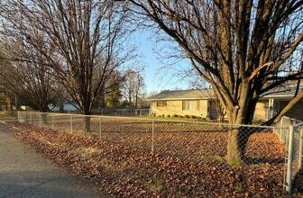 518 5th St in Conway, AR - Building Photo - Building Photo