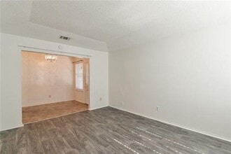 1045 Cheddar Ct in Arlington, TX - Building Photo - Building Photo