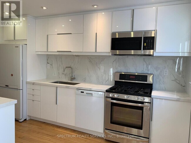 25-25 Esterbrooke Ave