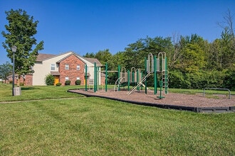 Hunters Run in Marion, IN - Foto de edificio - Building Photo