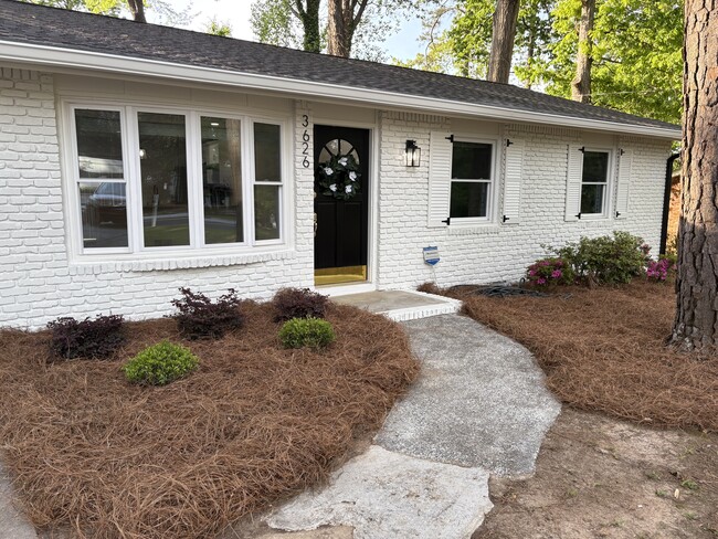 property at 3626 Admiral Dr