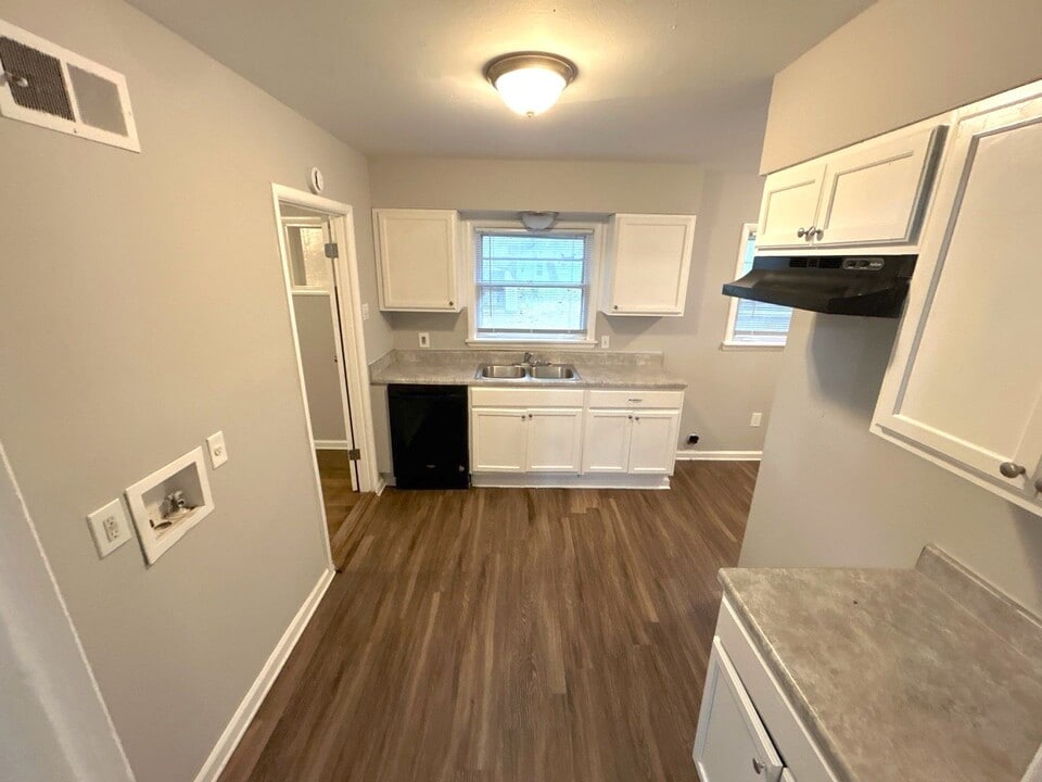 3156 Clarendon Rd in Memphis, TN - Building Photo