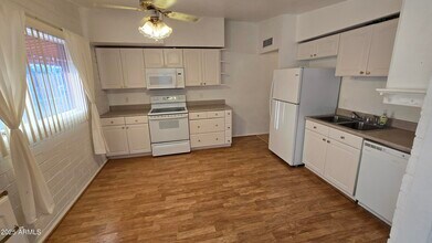 11375 N 112th Dr in Youngtown, AZ - Building Photo - Building Photo