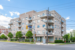 778 Sheppard Ave W Apartments